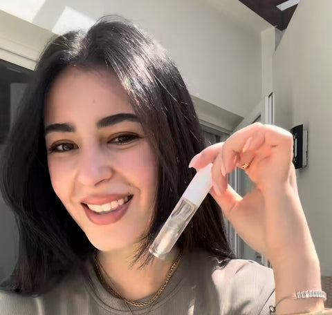 Lip serum